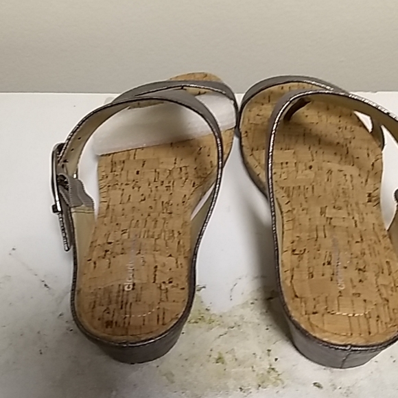 Sandals - Picture 3 of 4